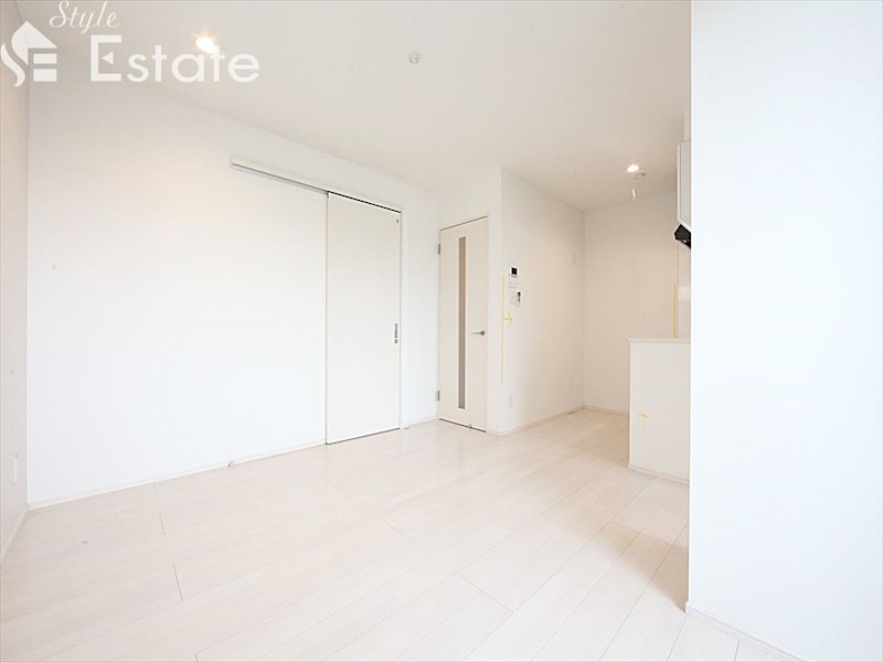 居室・リビング　内装