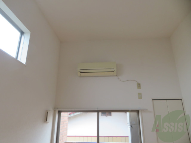 その他設備　エアコンが設置してありますので、寒暖対策もばっちり。