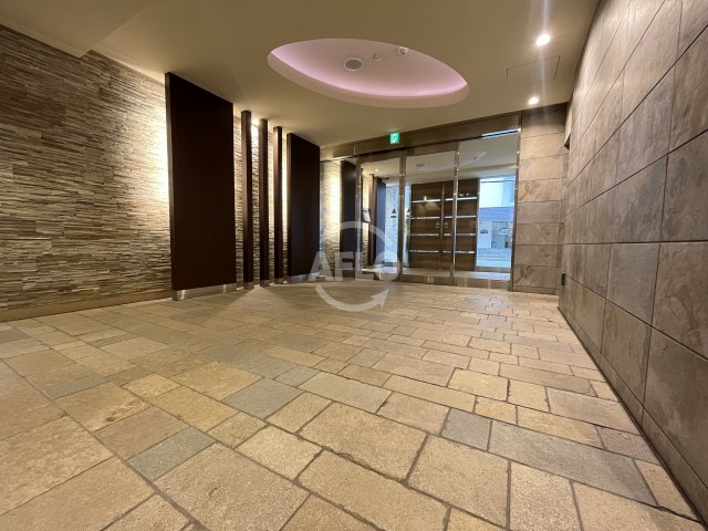 ロビー　レジュールアッシュ難波MINAMI　ロビー