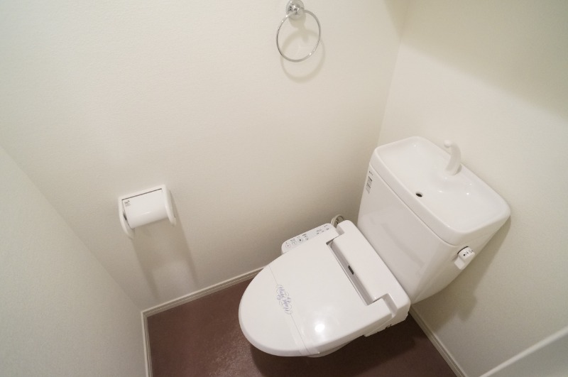 トイレ　別号室