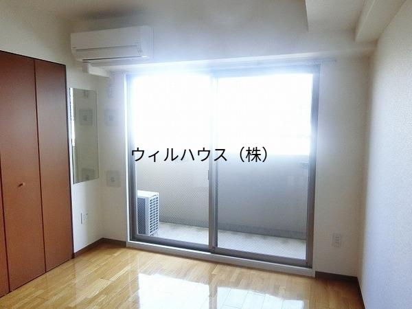 その他部屋・スペース　明るい洋室！