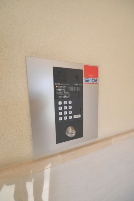 セキュリティ　★オートロック付き★