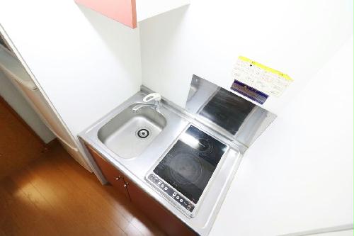 キッチン　２口コンロ付きラジエントヒータを設置