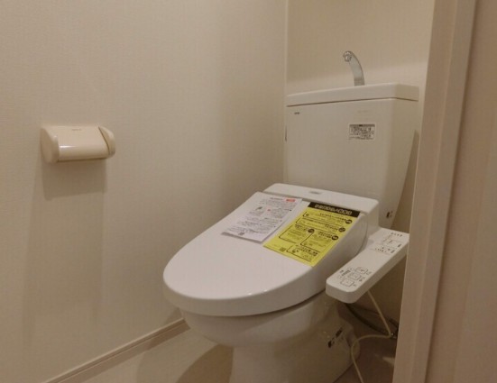 トイレ　ゆったりとした空間のトイレです