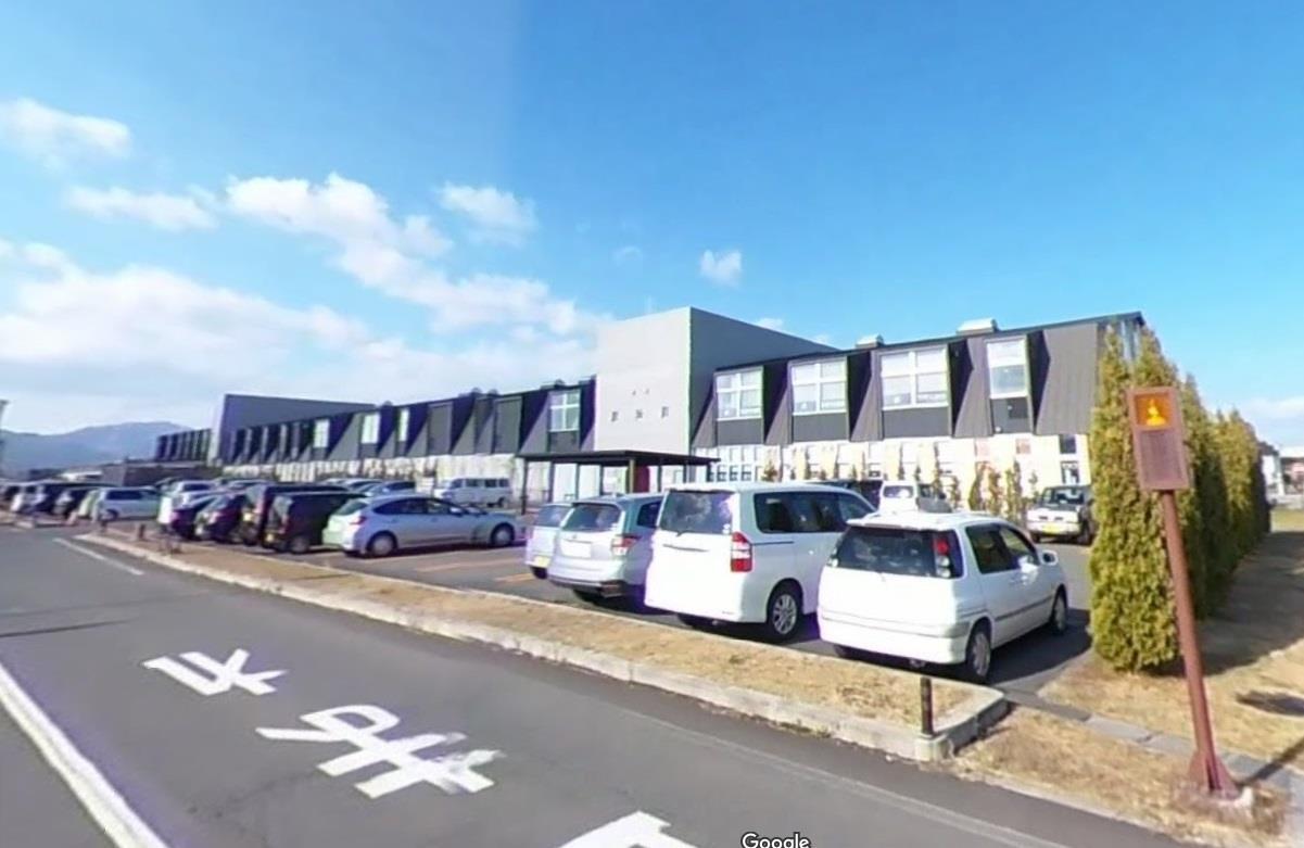 ショッピングセンター　オガールベース（ショッピングセンター）まで1570m