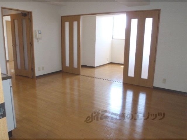 居室・リビング　リビング