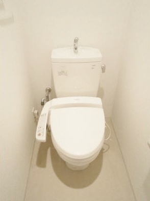 トイレ　※別部屋参考写真