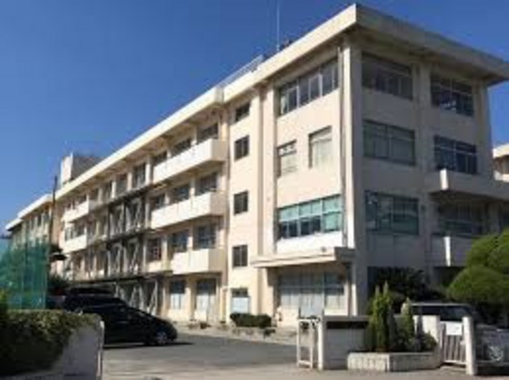 中学校　岡山市立西大寺中学校（中学校）まで1244m