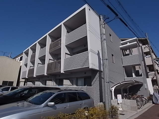 建物外観　タイル貼りの外観