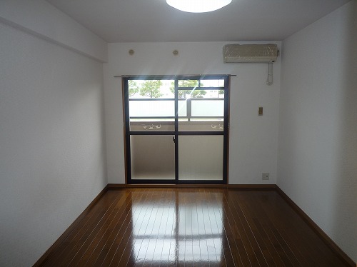 居室・リビング　写真はイメージになります。現況優先になります。