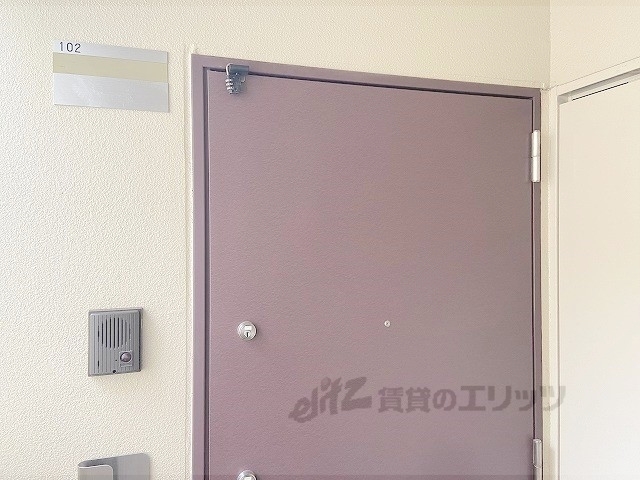 玄関　インターフォン