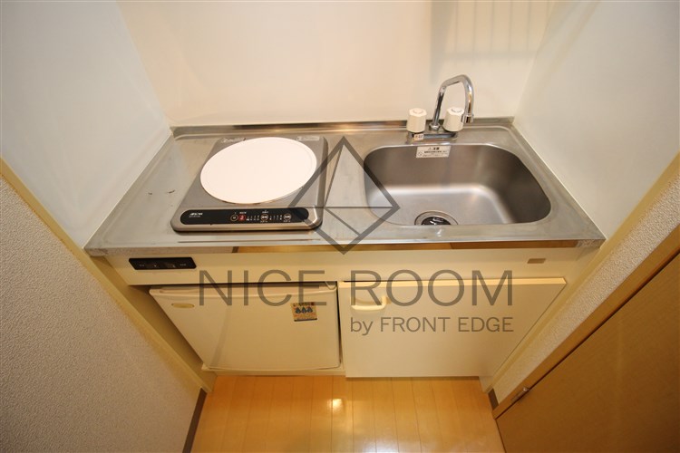 キッチン　ビクトワーレ　キッチン