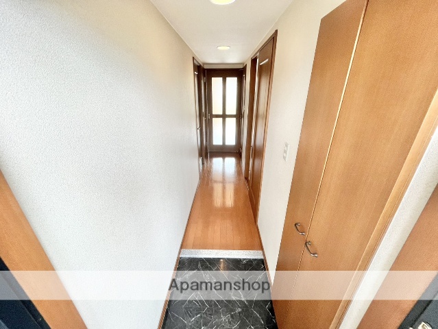 玄関　当店の管理物件です！物件詳細などはお気軽にご連絡下さいませ！