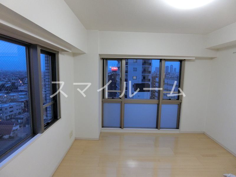 居室・リビング　※別部屋参考写真となります。