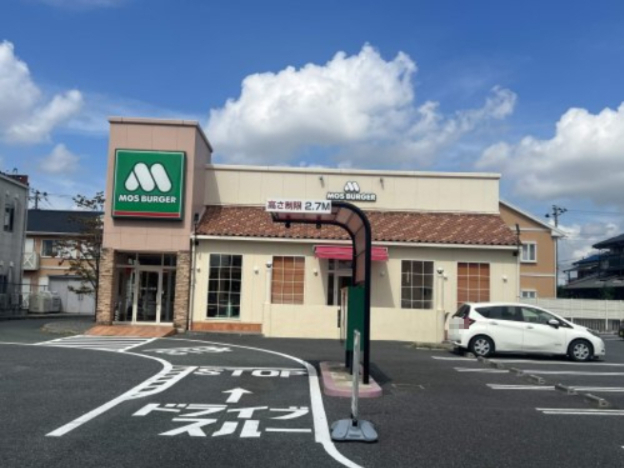 飲食店　モスバーガー　東海村店（飲食店）まで718m