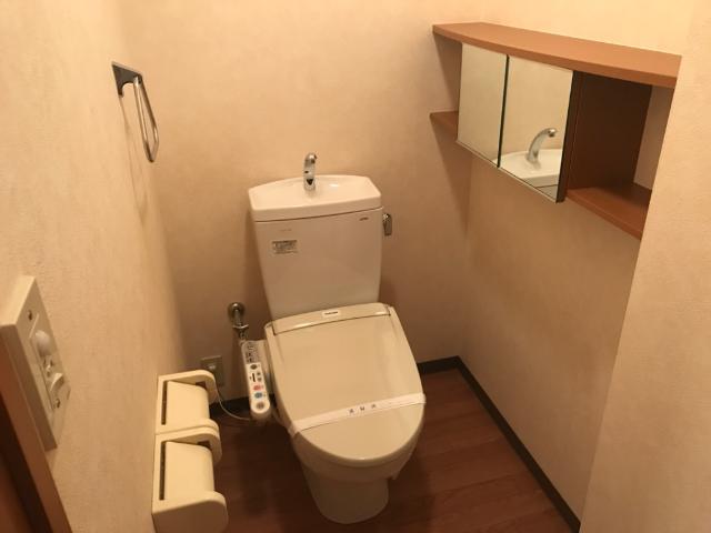 トイレ　トイレ