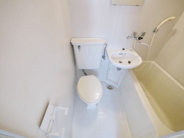 トイレ　トイレ