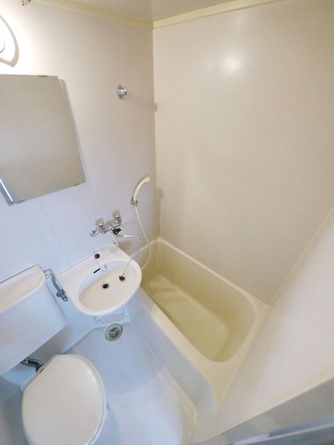 バス・シャワールーム　風呂