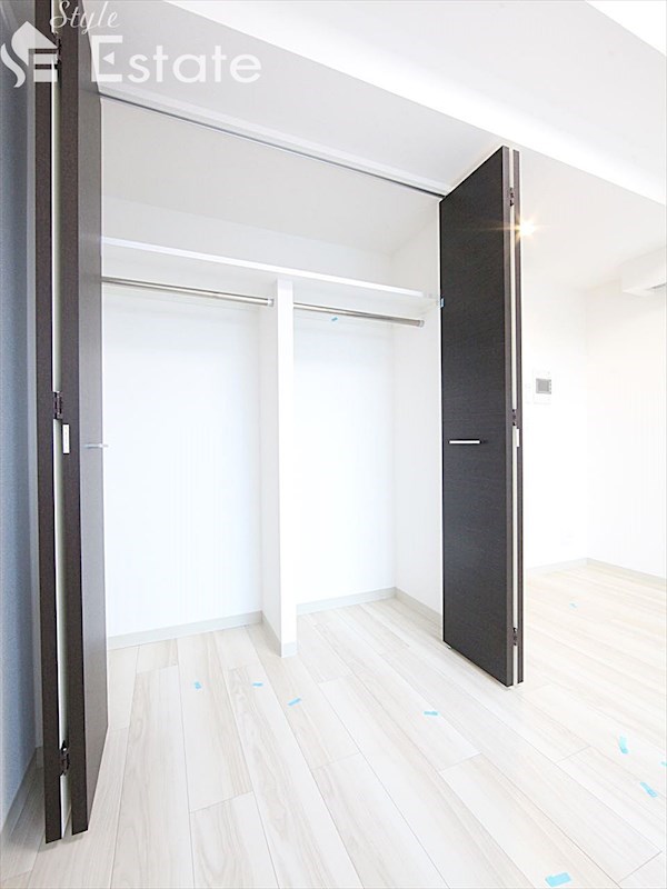 収納　クローゼット