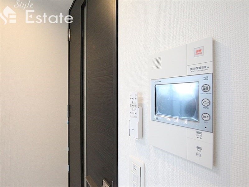 セキュリティ　モニター付きインターホン