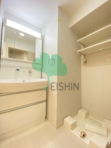 洗面設備　シンプルで使いやすい洗面台です！