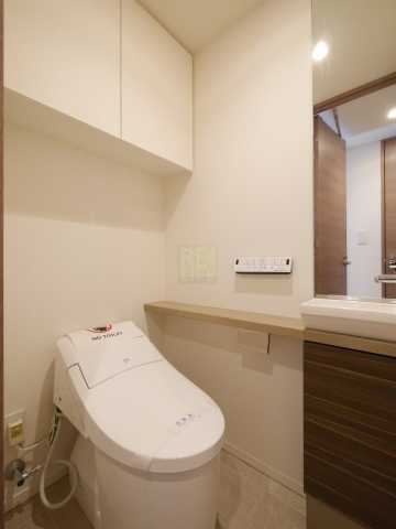 トイレ　ザ・パークハビオ新宿※他のお部屋の参考写真となります