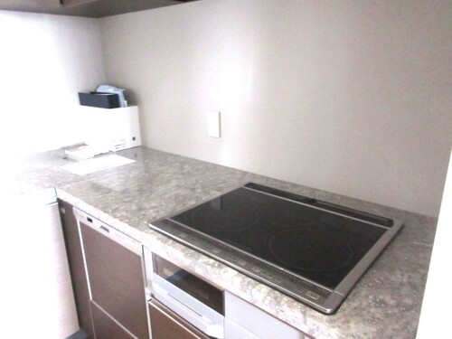 キッチン　システムキッチン