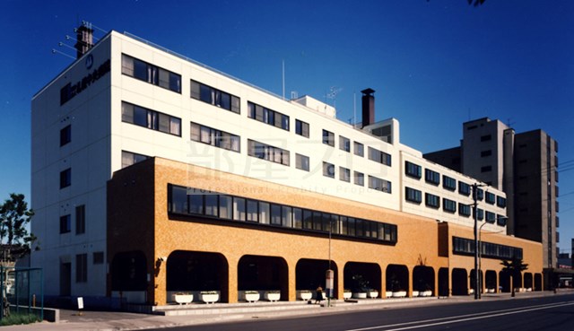 病院　社会医療法人鳩仁会札幌中央病院（病院）まで214m
