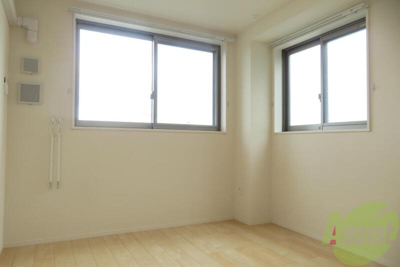 その他部屋・スペース　寝室はこちらゆっくりと休めて疲れもとれそうですね。