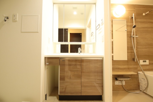 洗面設備　※別室の参考写真の為、現況優先です。