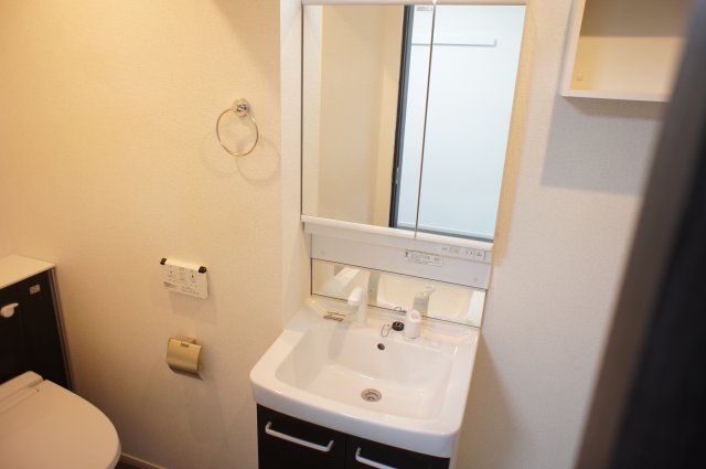 洗面設備　同型タイプ