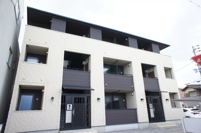 建物外観　メゾンF