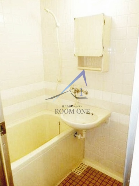 バス・シャワールーム　お風呂です。