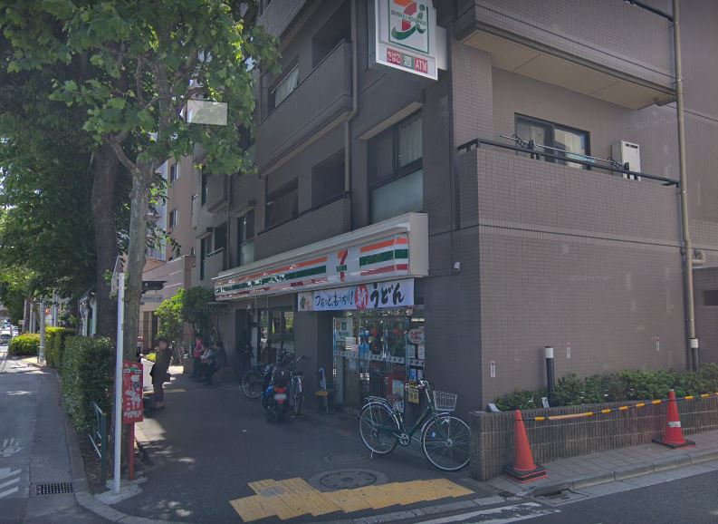 コンビニ　セブンイレブン 杉並堀ノ内2丁目店（コンビニ）まで404m