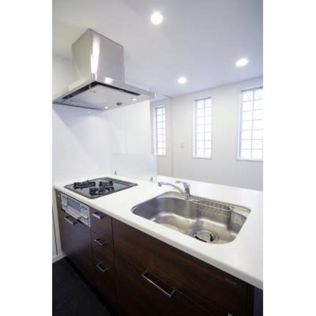 キッチン　※写真は同タイプ住戸です。