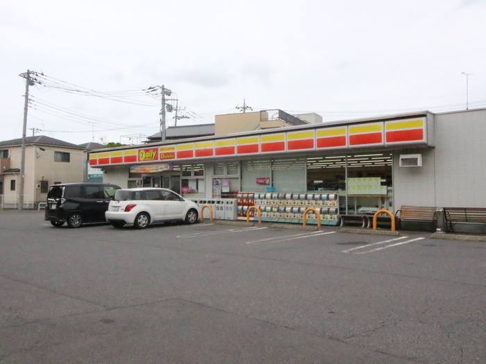 コンビニ　デイリーヤマザキ（コンビニ）まで401m