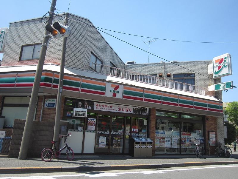 コンビニ　セブンイレブン（コンビニ）まで198m