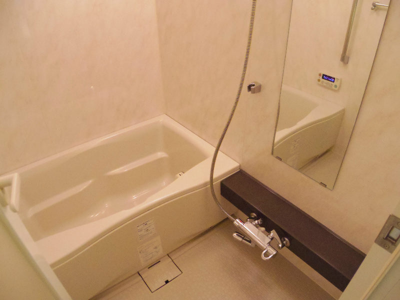 バス・シャワールーム　綺麗なお風呂