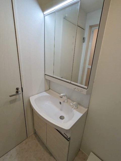 洗面設備　※３０１参考写真