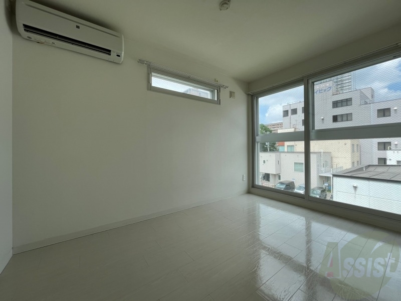 その他部屋・スペース　寝室です。二部屋をどう使うかはあなた次第です！