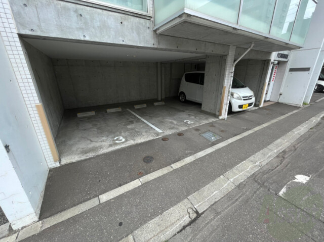 駐車場　駐車場その他