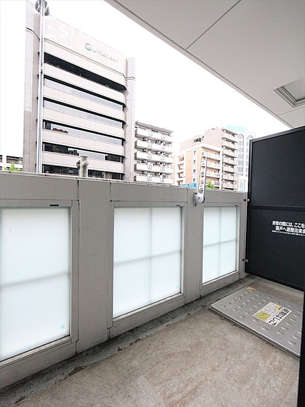 バルコニー　バルコニー