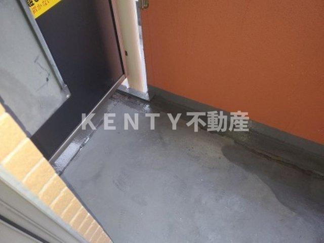 バルコニー　陽当たり良好なバルコニーです