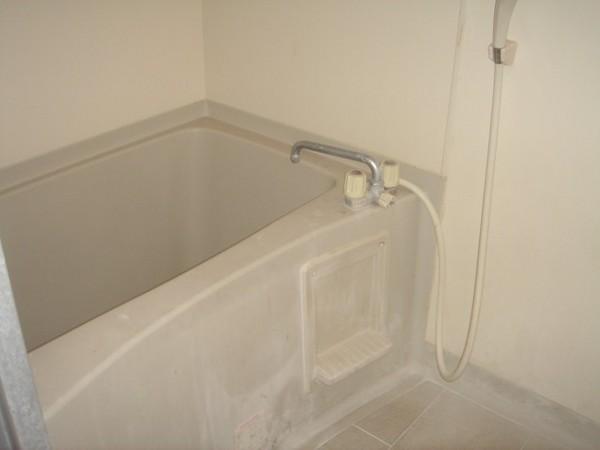 バス・シャワールーム　追い焚きバス！