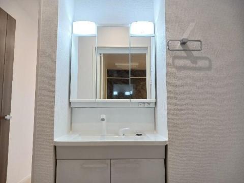 洗面設備　洗髪洗面化粧台