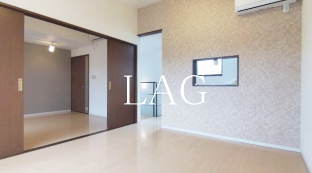 居室・リビング　洋室のお部屋です。