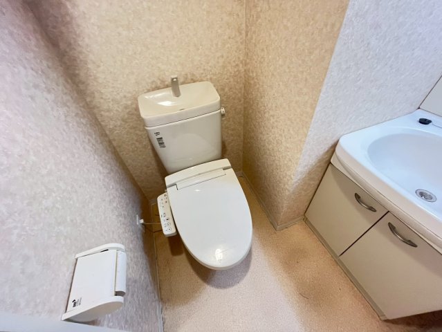 トイレ　詳細は、RISUMO江坂本店までお問合せください♪