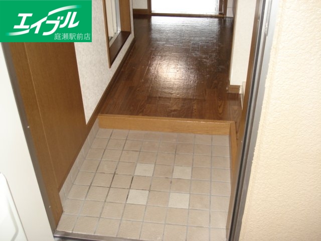 玄関　玄関（イメージ）