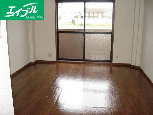 居室・リビング　洋室（イメージ）