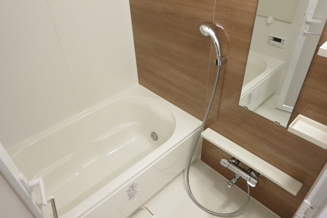 バス・シャワールーム　バス※別部屋参考写真